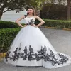 Abiti da sposa gothic in bianco e nero abiti da sposa uno dovrebbe essere la principessa vintage colroful abiti da sposa degli anni '50 Robe de mariee su misura 252