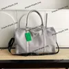 Luxusdesigner Duffel Bag Neue Herren und Frauen universelle wasserdichte Oxford große Kapazität Reisetasche Fashion Design One Schulterhandtaschengepäck Business Trip Bag