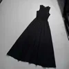 Robes décontractées de base Designer 2024 printemps / été Nouveau élégance noire de luxe de luxe haute robe sans manche crkj