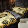 Designer Bettwäsche -Muster -Sets 4pcs/Set Golden bedrucktes Seiden Königin Kingsize SIVET -BED -BED -BED -Miehkissenzapfen