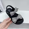 Sandals Childrens Shoes 2024春/夏新しい韓国語版スタイルビッグボーイボウカジュアル用途の多用途H240510