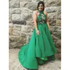 Nya 2019 Green Prom -klänningar Halter Appliques High Low Sexy Satin Arabic Evening Party Pageant -klänningar Vestidos de Fiesta Anpassade M92 0510