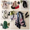 Écharbes Runmeifa 2020 Luxury Brand NOUVEAU Été Femmes Silk Scarf Bage Hijab Châles et enveloppe Femme Foulard Livraison gratuite Q240509