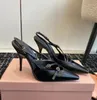 Chaussures de luxe chaton talon haut talons femme sandales chaussures en cuir couleur moule pointu à orteil boucle décor