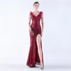 Robes décontractées 2024 Stock à lits à la main Robe de mariée haut de gamme pour femmes autruche paillettes de soirée Femme Femme Élégante luxe