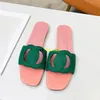 2024 Designer slippers voor dames jelly rubberen muildieren platte hakken lederen slippers sandalen luxe chaussure claquette zomerschoenen sandles nieuwste