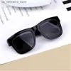 Sunglasses Childrens 2023 New Fashion Square Boys and Girls Glasses Baby Travel 6 Colors Available UV400 Q240410