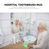 Titolo inglese delle tazze: spazzolini da denti a spazzolino bacino del collutorio paziente pulire emesi dentale in plastica cure orale