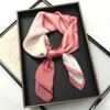 Craquins écharpe en soie de luxe et écharpe carrée avec le bandeau en satin Xiaoxiangfeng enveloppe en termes de cou en satin