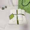Заводская оптовая дизайнерская дизайнерские полотенце набор полотенец кораллы бархатные модные полотенца