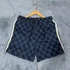 Designer de luxe Men Shorts jeans pour hommes serppette des loisirs imprimés sports de qualité pantalon de plage de plage lettre mâle surf de vie de vie de nage de baignade88