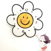 Wanduhren leuchtende Sonnenblume Cartoon Stille dekorative Wanduhr Wohnzimmer Kinder Bürodekoration Q240509