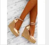 Chaussures habillées sandales féminines estivales faites à la main dames cuir en cuir respirant des appartements rétro de style rétro talon boucle grande taille