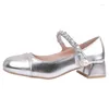 Chaussures habillées comémore argent élégant pour les femmes 2024 Mary Jane Pumps de chaussures en cuir féminin à talons hauts à talons hauts Sandales à talon bas