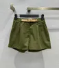 Corvonneurs de shorts pour femmes porteurs 2024 Printemps / été Nouveau produit Boucle de ceinture de boucle