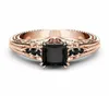 Fashion Punk Ring 18K Rose Gold Square Diamond Ring Ladies Europe et Amérique Luxury Black Diamond Engagement Party Bijoux 57222511