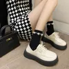 Casual skor japansk stil jk designer kvinnlig rund tå pu för kvinnor bekväma all-match platt sneakers ökar