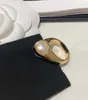 Luxusqualität Charme Drop -Ohrring mit Naturschalenperlen in 18 Karat Gold plattiert haben Stampbox geöffneter Bangel Punk Ring Designer Schmuck PS3642B