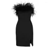 Sukienki swobodne modne zszywanie pióra Elegancka czarna sukienka bez pleców dla kobiet 2024 Letnia przyjęcie urodzinowe Owód klatki piersiowej Biała kobieta