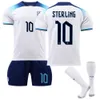 Set di calcio/turisti da pista da uomo trackuit da uomo 2022 Inghilterra maglia di calcio della Coppa del Mondo N. 9 Kane 10 Sterling 19 Mount 20 Forten Childrens Soccer Jersey