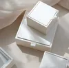 Коробка для ювелирных изделий белые сатиновые ювелирные изделия из коробки для кольца кольцевые серьги Серьги для хранения Подарочная упаковка для писем
