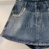 Damen-Shorts mit Diamanten eingebettetes Denim Kurzer Culotte 2024 Frühlings Sommer hoher Taille Schlähne falsche zweiteilige Hüftröcke