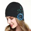 Berets Wireless Bluetooth Musical Hüte wiederaufladbare waschbare Winterwinter warm Unisex Männer Knibeanie Kappen Handfree Phonecall Headset Cap