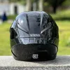 冬の季節の男性ブラックカラーヘルメットオートバイフルフェイスウィメンドット承認されたカスコカスクビッグネタバレ240509