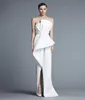 Saoedi -Arabië Dubai Midden -Oosten Formele jurken Sexy Strapless Sheath Wit Satijn lange jurk met lagen avondjurk ABENDKLEID3704047
