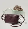 Роскошные высококачественные ручные женские женские женские сумочки повседневная маленькая квадратная сумка просты
