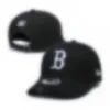 Designer Baseball Cap Boston Lettre Nouvelle Fashion Luxury Men et femmes Street Street Hat Ajustement de loisirs Snap-Fastener Trucker B-2