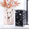 Vasen natürlicher Marmorhöhlenstein Vase Oberflächenoberfläche kreisförmiger Hohldesign Modellraum El Living Tabletop Dekoration