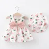 Vestidos de garotas saia infantil Baby Baby Small Fresh Fresh Big Strawberry Print Vem com chapéu