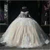 Nieuwe 2024 Flowers Lace Quinceanera jurk baljurk van de schouderkralen kristallen korset optocht zoet 15 feestvestidos