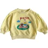 Pullover Girls Shirt 2023 Printemps / été / automne Top Childrens Version coréenne Long Sleep Childrens Floral Casual Rabbit Sweater Baby T-shirtl2405