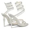 Bridal Renecaovilla Chandelier Vind Sandaler Skor Kvinnor Kristaller-utsmyckade Satin Snake Beads Wrapped Strap Party Dress High Heels Lady Elegant Sandalias EU35-41