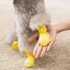 Hundebekleidung Überrepet Haustier Regenstiefel wasserdichte Sommerschuhe für kleine Hunde Silikon Anti -Dirty -Stiefel Nicht -Slip -Haustiere Sandalen Set von 4
