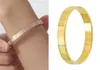 2022 Femmes039 Bracelet en acier inoxydable American Fashion Buckle Bangles Crystal Luxury African Dubaï Charming Gold Couple Rose 2148742