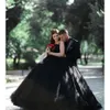 ثوب الكرة السوداء ثياب الأعشاب الضارة مثير سكونتات تول الزفاف الزفاف بالإضافة إلى حجم فستان زفاف القطار عاريات منتفخ 156 0510