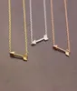Gold Silber Roségold winziger horizontaler Pfeil Anhänger Kettenkette Halskette für Frauen Einfache süße seitliche Pfeil Halskette für MEN3880391