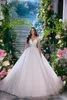 Eleganz Sheer V-Ausschnitt Ballkleid Hochzeitskleid zarte Perlenperlen Aplliques Spitze Illusion Full Sleeves Brautkleider 2024