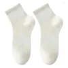 Chaussettes féminines 3 paies / lot de coton de haute qualité de haute qualité pour femmes à la cheville bas à basse file mince coloride solide