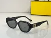 Occhiali da sole per uomini designer donne M2150 Summer Fashion Elegante High Street Traveller in stile anti-ultravioletta Piatto retrò esagono Full Full Full Teaces Random Box