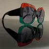 2020 Hot 083S 008 54mm överdimensionerade fyrkantiga svarta kvinnor solglasögon Nya med taggar Box Mixed Color Glittered Gradient Overized Square 298p