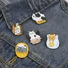 Dit is perfecte emailpennen Fat Cat Box Basket Bag Booch Rapel Badge Funny Animal Quote Sieraden Gift voor kinderen Vrienden Idiot Box