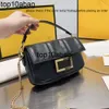 Fendig -tassen Fendien 2024 Zwart koppelingstas modeontwerper Tassen handtassen zadel nano grafiek luxe ontwerper handtas portemonnees winkelen messenger backpack slin