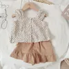 Ensembles de vêtements 6m-4y Été bébé filles vêtements mignons coton enfants sans manches shorts décontractés 2 pièces costumes shirts à pois pantalon