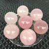 Decoratieve beeldjes Love Stone Natural Pink Rose Quartz Crystal Gemstone Sphere Metafysical Chakra Healing Star Array Decor Groothandel