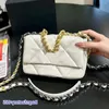 19 Series Women Designer Bag Mini Flap Cross Body Bag Classic Shoulder Bag Handle och Silver Hardware Matelasse Chain Seven Colors PWFC