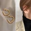 Ny designer örhängen kvinnor guldmetall ring mode kärlek hjärthängen stud kvinnlig syster bröllop diamant premium minimalistiska örhängen 18k fest smycken